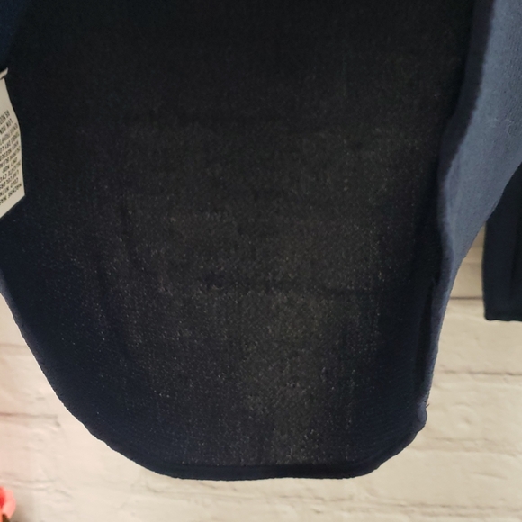 Navy bell sleeve top - Picture 4 of 5